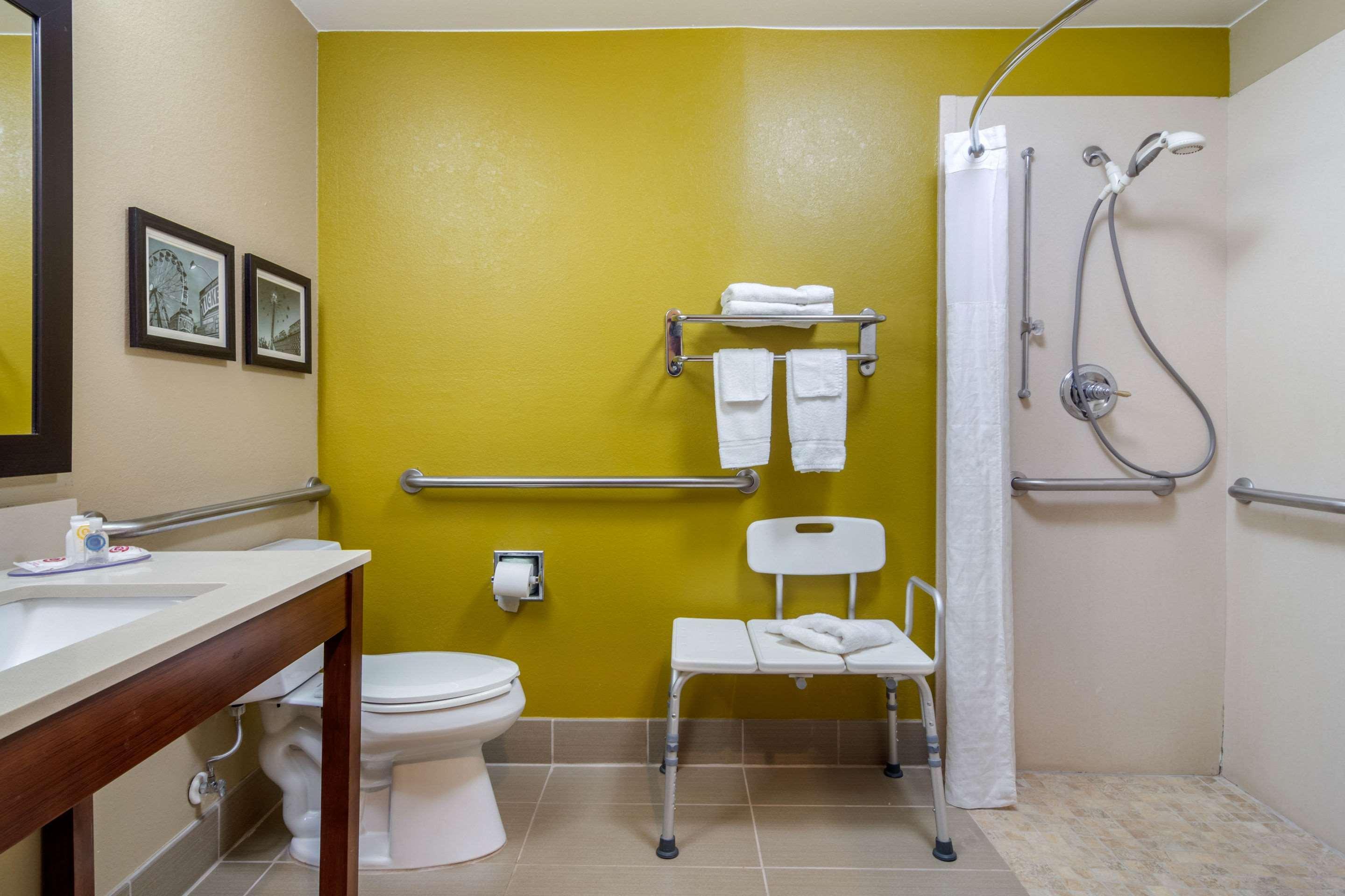 Comfort Inn & Suites Perry National Fairgrounds Area Dış mekan fotoğraf