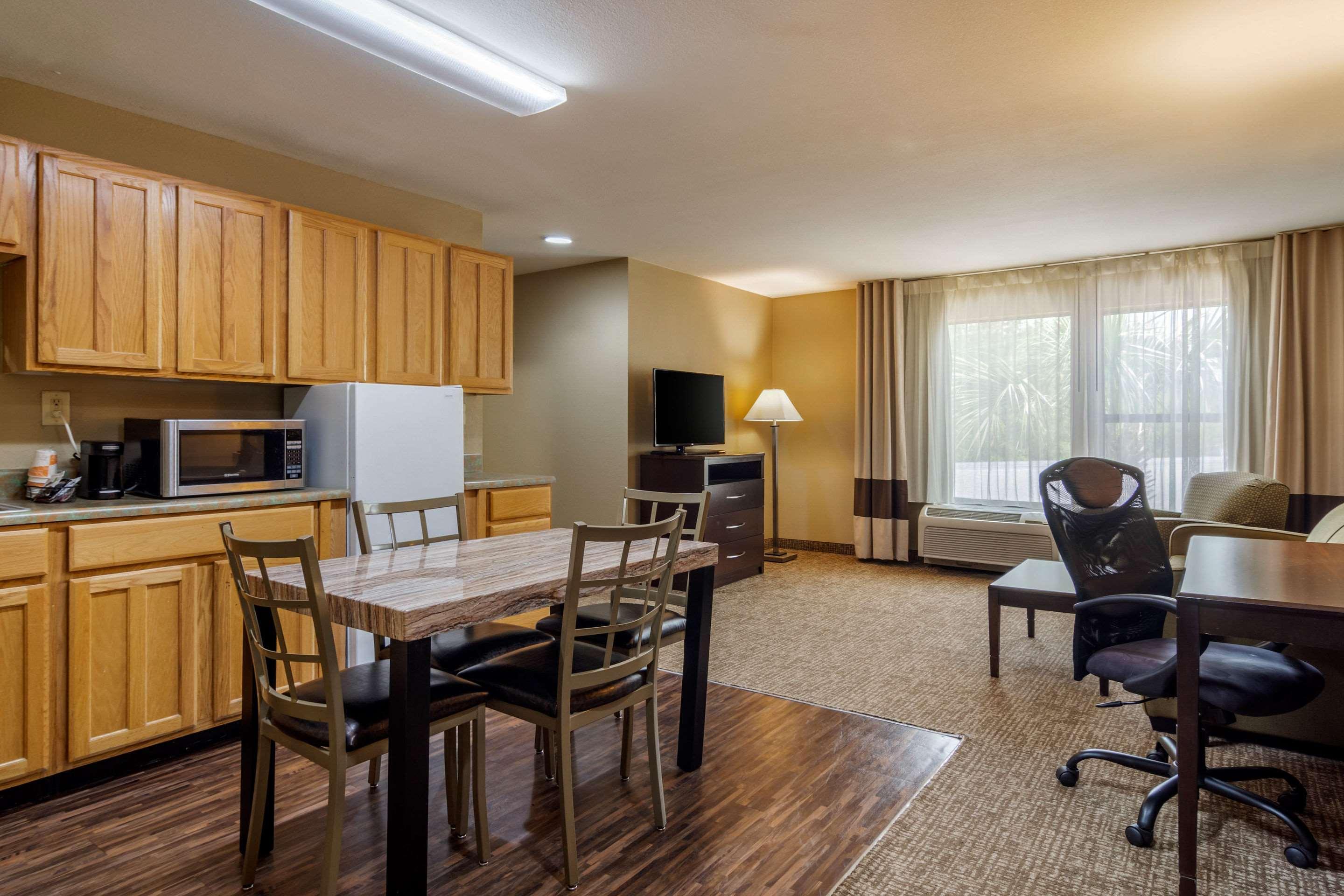 Comfort Inn & Suites Perry National Fairgrounds Area Dış mekan fotoğraf